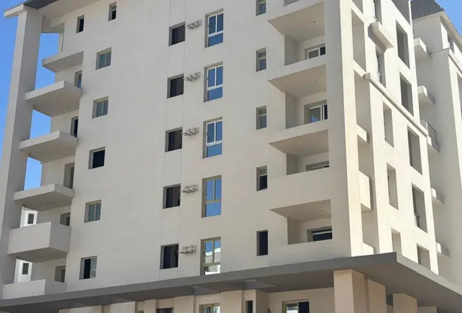 102073352 - Property Image 3