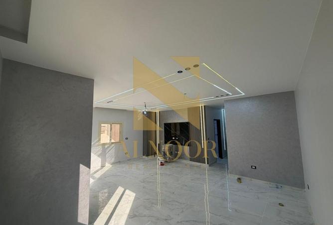 96851284 - Property Main Image
