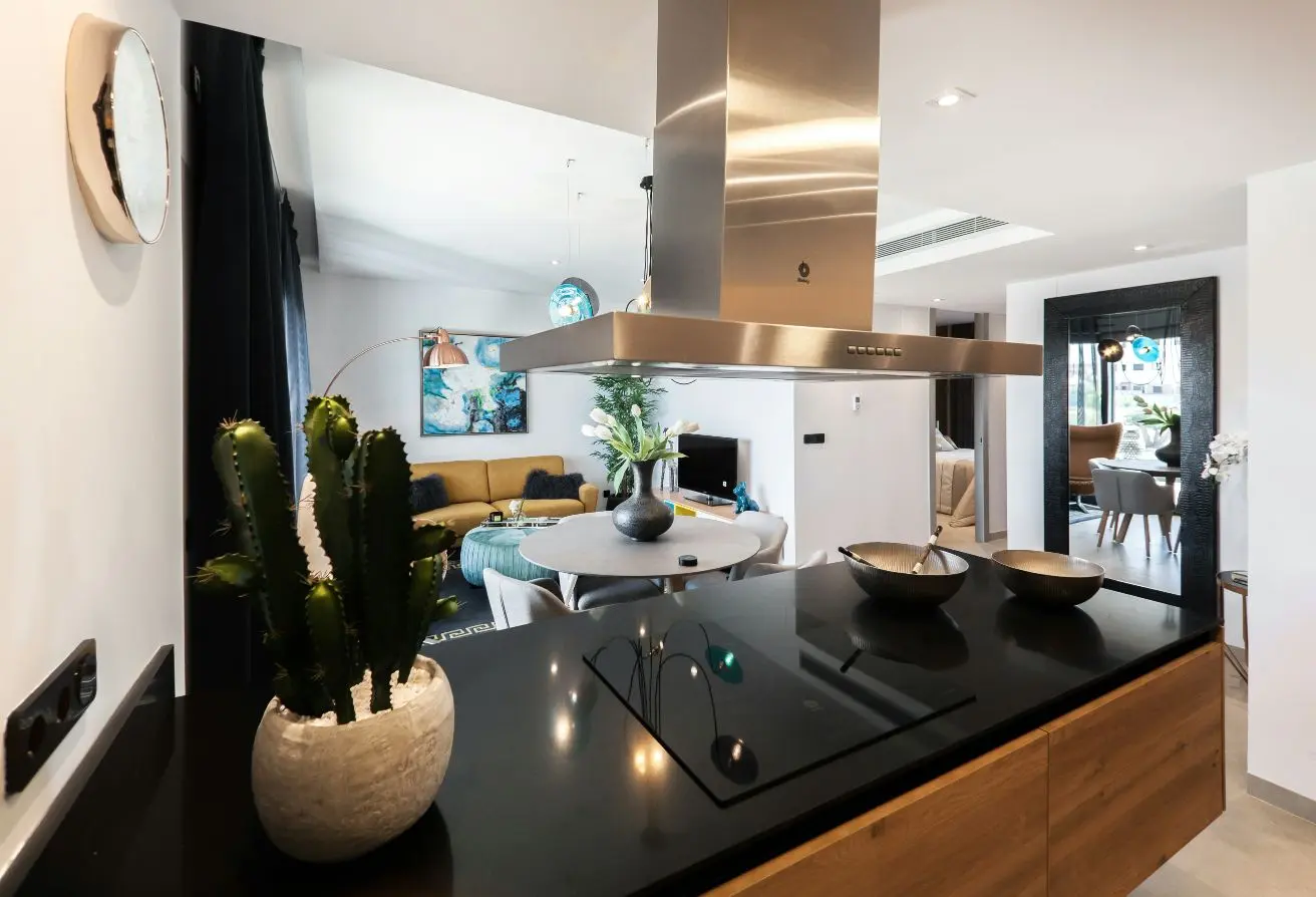 121134402 - Property Main Image