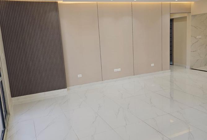 92979823 - صورة العقار 3