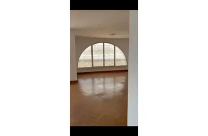 شقة - 4 غرف نوم - 3 حمامات للبيع في شارع رقم 9 - مدينة الواحة - مدينة الواحة - الحي العاشر - مدينة نصر - القاهرة