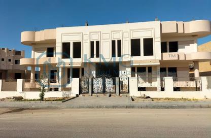 Villa - 4 - 4 for sale in West Golf Extension - El Katameya Compounds - El Katameya - New Cairo City - Cairo