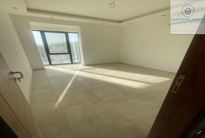 56493323 - Property Image 3