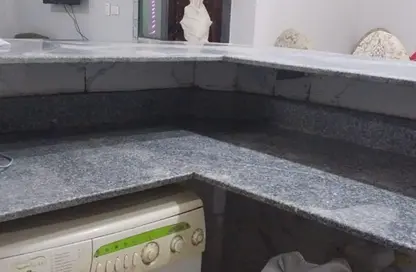 Apartment - 2 Bedrooms - 1 Bathroom for sale in 3rd District - Sheikh Zayed City - Giza