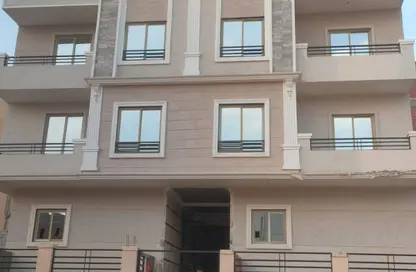 Duplex - 3 Bedrooms - 3 Bathrooms for sale in New Narges - New Cairo City - Cairo