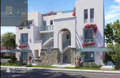 Chalet - 2 Bedrooms - 2 Bathrooms for sale in Mountain View - Ras Al Hekma - North Coast
