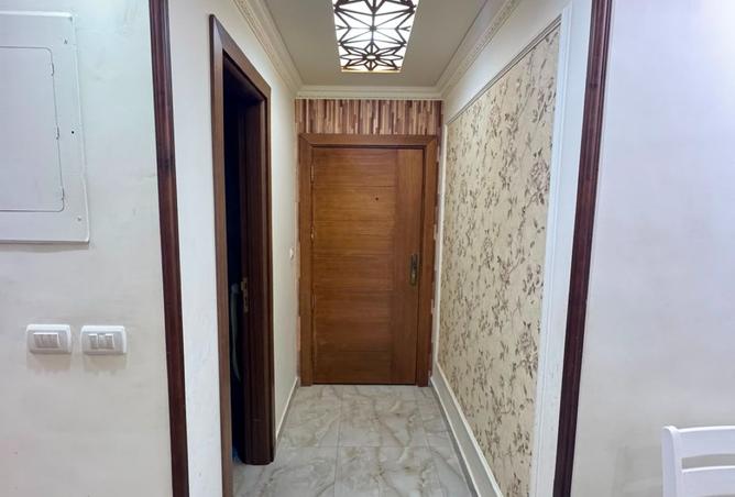 98823254 - Property Image 3