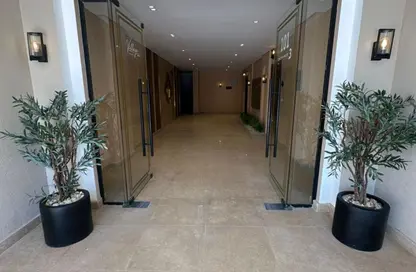 شقة - 3 غرف نوم - 3 حمامات للايجار في فيلدج ويست - كمبوندات الشيخ زايد - الشيخ زايد - الجيزة