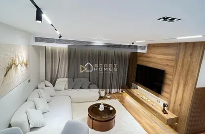 شقة - 3 غرف نوم - 2 حمامات للايجار في B10 - مدينتي - القاهرة