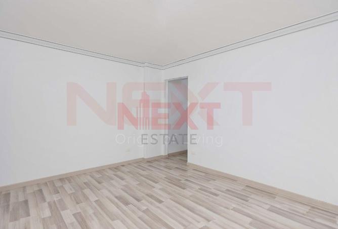 98549461 - Property Image 3