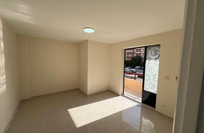 Apartment - 2 Bedrooms - 2 Bathrooms for rent in Al Rehab - New Cairo City - Cairo