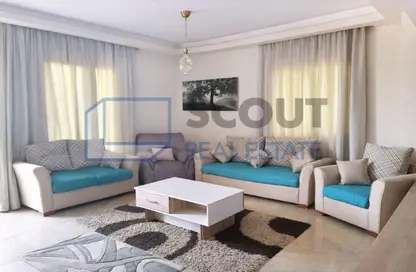 شقة - 3 غرف نوم - 2 حمامات للبيع في شرق الاكاديمية - مدينة القاهرة الجديدة - القاهرة