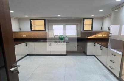 Apartment - 3 Bedrooms - 3 Bathrooms for sale in Mahmoud Ghoneim St. - 6th Zone - Nasr City - Cairo