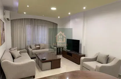 Apartment - 3 Bedrooms - 2 Bathrooms for rent in Talaat Mostafa St. - Rehab City Second Phase - Al Rehab - New Cairo City - Cairo