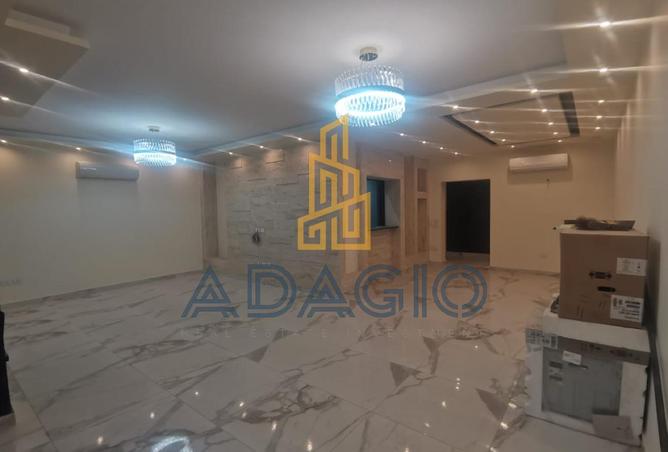 97140654 - Property Image 2