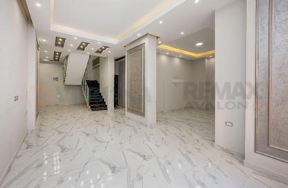 Duplex - 3 Bedrooms - 3 Bathrooms for sale in New Smouha - Smouha - Hay Sharq - Alexandria