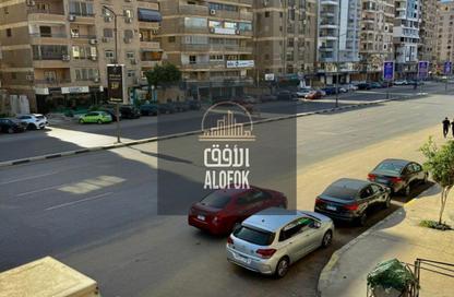 Apartment - 3 Bedrooms - 2 Bathrooms for sale in Mostafa Al Nahas St. - 6th Zone - Nasr City - Cairo