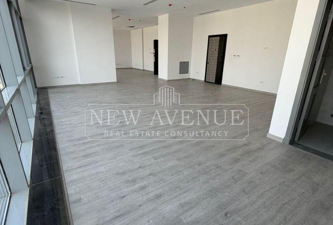 98815418 - Property Image 2