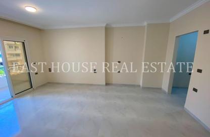 Apartment - 3 Bedrooms - 3 Bathrooms for rent in North Lotus - El Lotus - New Cairo City - Cairo