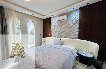 Villa - 5 - 5 for sale in Privado - Madinaty - Cairo