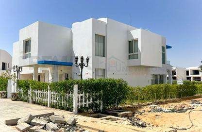 شاليه - 4 غرف نوم - 3 حمامات للبيع في بلاج - سيدي عبد الرحمن - الساحل الشمالي