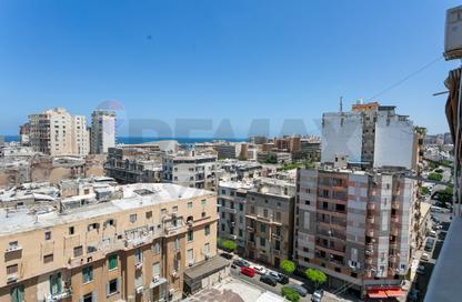 Apartment - 3 Bedrooms - 2 Bathrooms for sale in Ayoub Basha St. - Azarita - Hay Wasat - Alexandria