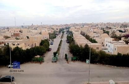 Apartment - 2 Bedrooms - 1 Bathroom for sale in 16th District - Sheikh Zayed City - Giza