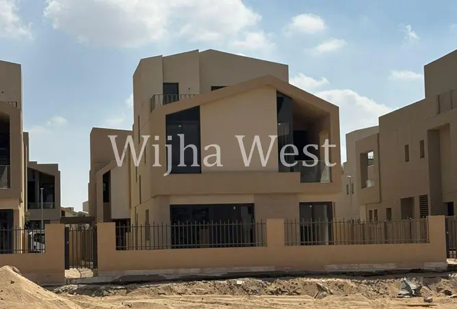 112708327 - Property Image 2