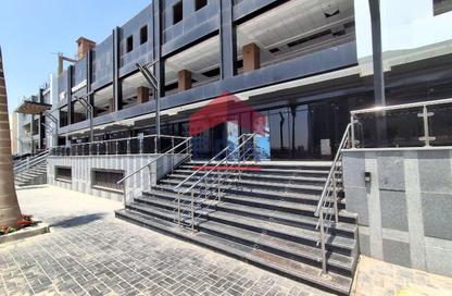 Shop - Studio - 2 Bathrooms for rent in New Cairo Centre - North Teseen St. - The 5th Settlement - New Cairo City - Cairo