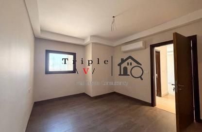 Apartment - 2 Bedrooms - 2 Bathrooms for rent in Park Side Residence - Zed Towers - Sheikh Zayed Compounds - Sheikh Zayed City - Giza
