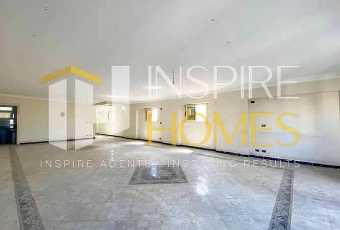 72180807 - Property Image 2