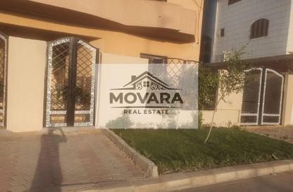 Apartment - 4 Bedrooms - 3 Bathrooms for rent in El Yasmeen 6 - El Yasmeen - New Cairo City - Cairo