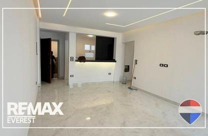 Apartment - 3 Bedrooms - 3 Bathrooms for rent in October Plaza - 6 October Compounds - 6 October City - Giza