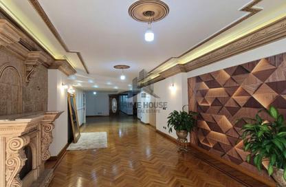 Apartment - 3 Bedrooms - 3 Bathrooms for sale in Gleim Square - Glim - Hay Sharq - Alexandria