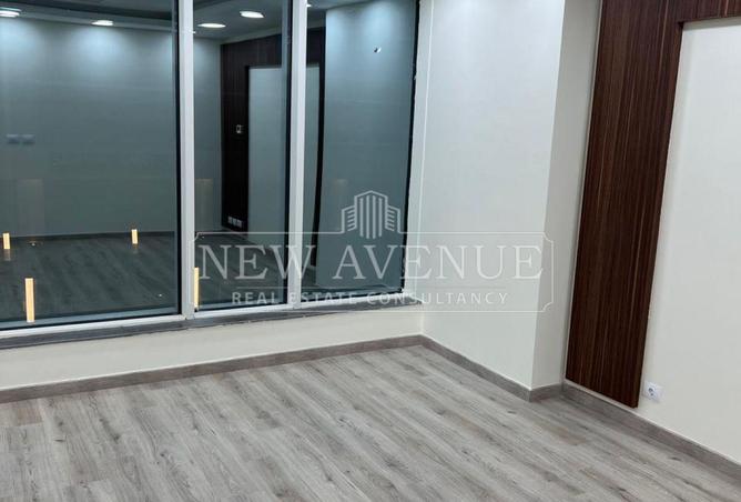 98000566 - Property Main Image