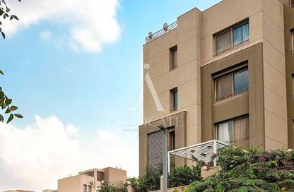 Apartment - 2 - 2 for sale in Palm Hills Village Gate - South Investors Area - New Cairo City - Cairo
