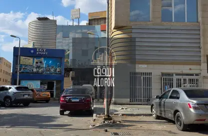 Show Room - Studio - 2 Bathrooms for rent in ELEGANTRY - District 1 - The 5th Settlement - New Cairo City - Cairo