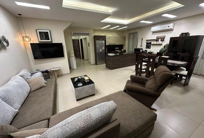 64130001 - Property Image 2