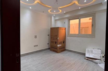 شقة - 3 غرف نوم - 2 حمامات للايجار في عمارات البنفسج - البنفسج - مدينة القاهرة الجديدة - القاهرة