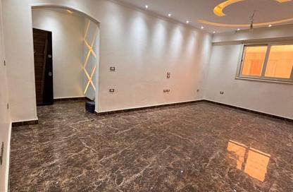 شقة - 3 غرف نوم - 2 حمامات للايجار في عمارات البنفسج - البنفسج - مدينة القاهرة الجديدة - القاهرة
