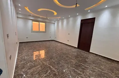 شقة - 3 غرف نوم - 2 حمامات للايجار في عمارات البنفسج - البنفسج - مدينة القاهرة الجديدة - القاهرة