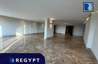 شقة - 3 غرف نوم - 3 حمامات للايجار في شارع الجزيره - الزمالك - القاهرة