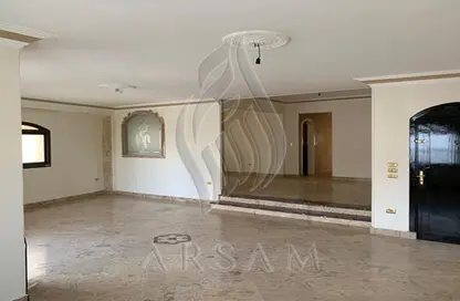 Apartment - 3 Bedrooms - 2 Bathrooms for sale in West Arabella - 5th Settlement Compounds - The 5th Settlement - New Cairo City - Cairo