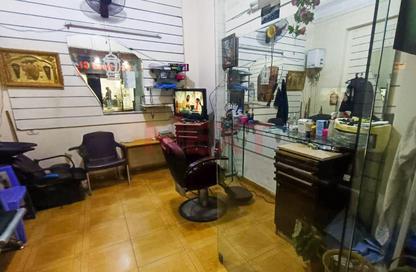 محل تجاري - استوديو للبيع في شارع السيدة سكينة إبنت الحسين - كفر عبده - رشدي - حي شرق - الاسكندرية