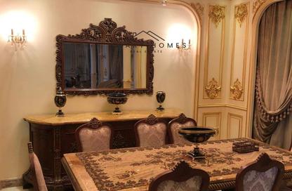 Villa - 4 Bedrooms - 4 Bathrooms for sale in Royal City - Sheikh Zayed Compounds - Sheikh Zayed City - Giza Villa - 4 Bedrooms - 4 Bathrooms for sale in Royal City - Sheikh Zayed Compounds - Sheikh Zayed City - Giza