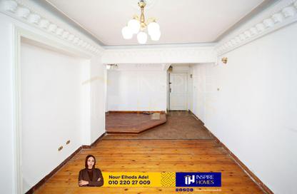 Apartment - 2 Bedrooms - 1 Bathroom for sale in Moharam Bek - Hay Wasat - Alexandria