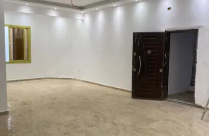 شقة - 2 غرف نوم - 1 حمام للايجار في شارع محمد رحيم - الياسمين 3 - الياسمين - مدينة القاهرة الجديدة - القاهرة