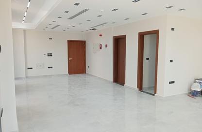 مساحات مكتبية - استوديو - 1 للإيجار في أو ويست - كمبوندات 6 أكتوبر - مدينة 6 أكتوبر - الجيزة