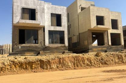 Villa - 4 Bedrooms - 4 Bathrooms for sale in Stei8ht - The 1st Settlement - New Cairo City - Cairo