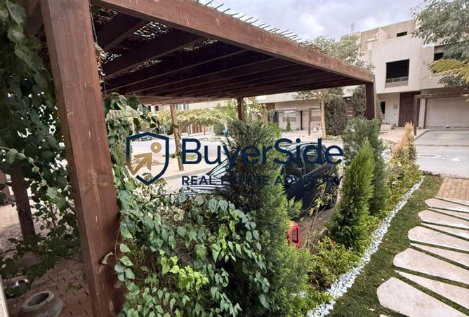 70374865 - صورة العقار 2